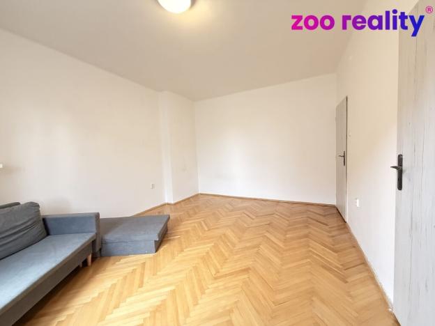 Pronájem bytu 1+1, Chomutov, Čechova, 33 m2