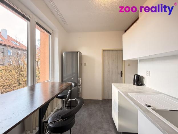 Pronájem bytu 1+1, Chomutov, Čechova, 33 m2