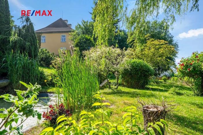 Prodej rodinného domu, Včelákov, 358 m2