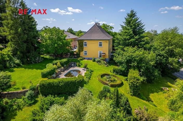 Prodej rodinného domu, Včelákov, 358 m2