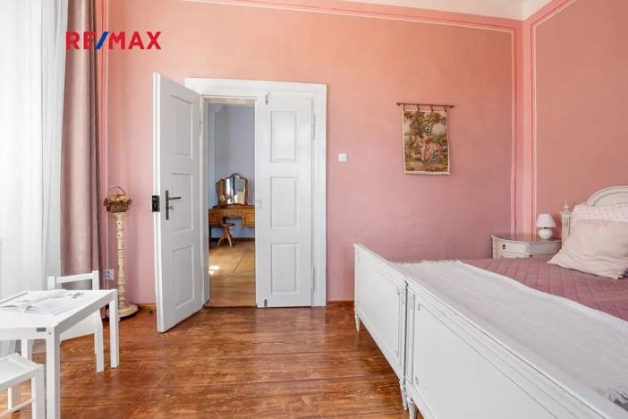 Prodej rodinného domu, Včelákov, 358 m2