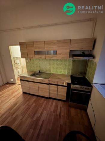 Pronájem bytu 3+1, Děčín, Budapešťská, 70 m2