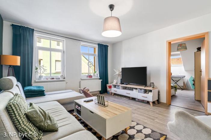 Prodej vícegeneračního domu, Osek, K. H. Borovského, 452 m2