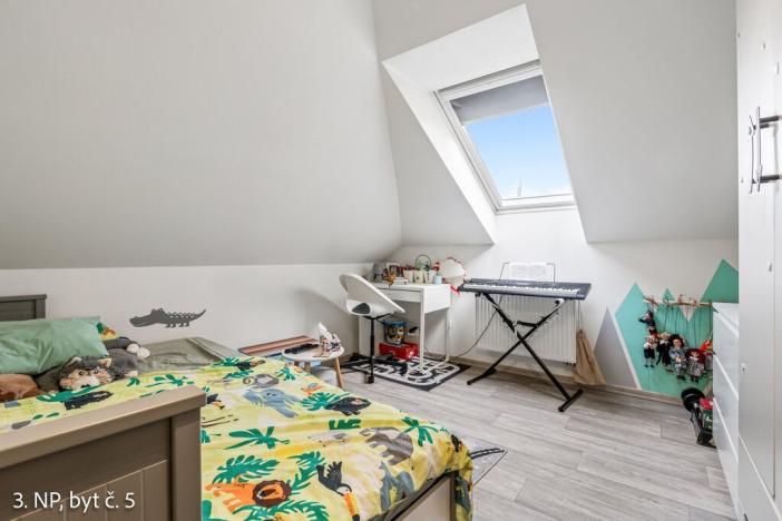 Prodej vícegeneračního domu, Osek, K. H. Borovského, 452 m2