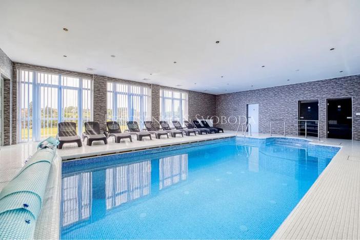 Prodej ubytování, Rosovice, 900 m2