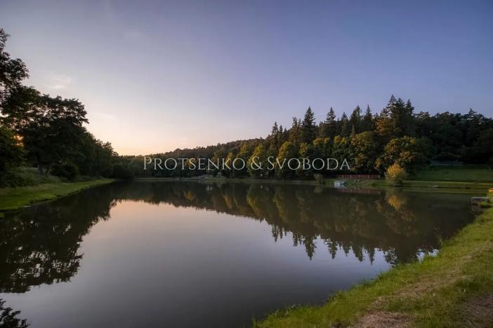 Prodej ubytování, Mnichovice, Nad rybníkem, 312 m2