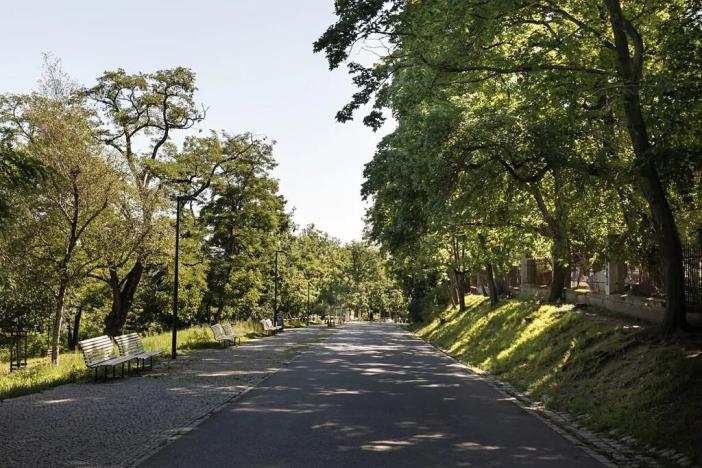 Pronájem bytu 3+kk, Praha - Bubeneč, Sochařská, 75 m2