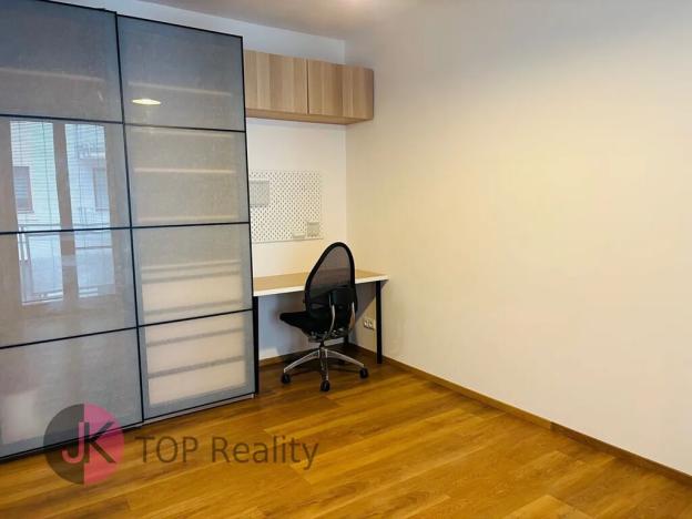 Pronájem bytu 1+1, Praha - Žižkov, Husitská, 34 m2