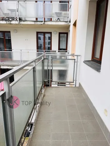 Pronájem bytu 1+1, Praha - Žižkov, Husitská, 34 m2