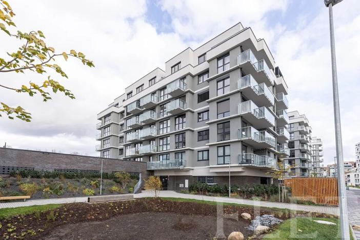 Pronájem bytu 1+kk, Praha - Třebonice, Thomasova, 33 m2