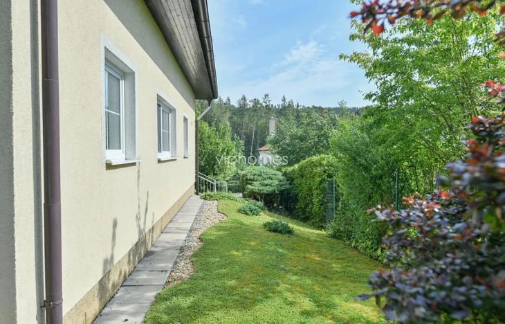 Pronájem vily, Praha - Nebušice, 290 m2