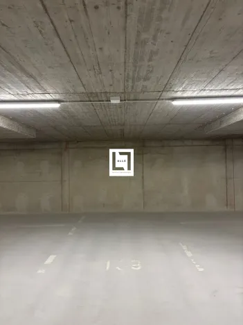 Pronájem garážového stání, Olomouc, Aloise Rašína, 15 m2