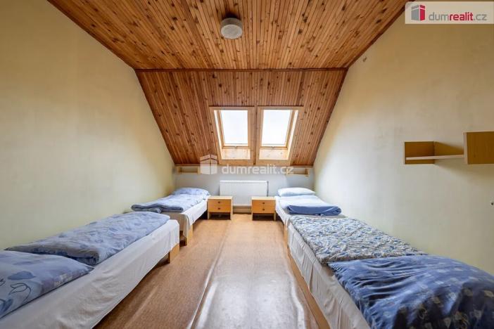 Prodej ubytování, Valeč, 43069 m2