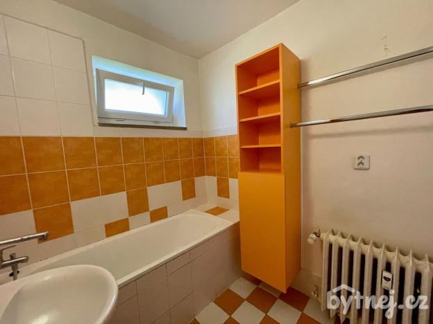 Pronájem bytu 2+1, Blansko, Chelčického, 54 m2