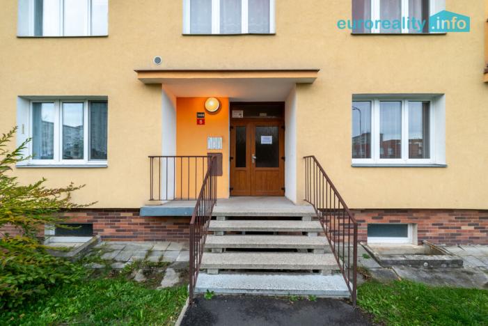 Prodej bytu 1+1, Cheb, Lomená, 35 m2