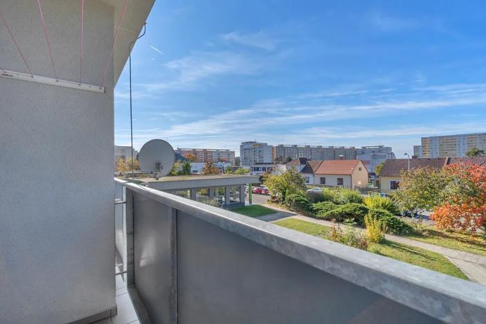 Prodej bytu 1+kk, Hradec Králové, Brožíkova, 35 m2