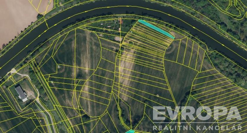 Prodej pole, Trnávka, 4072 m2