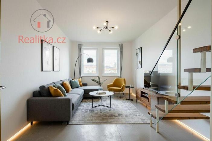 Prodej bytu 3+1, Český Krumlov - Plešivec, 96 m2