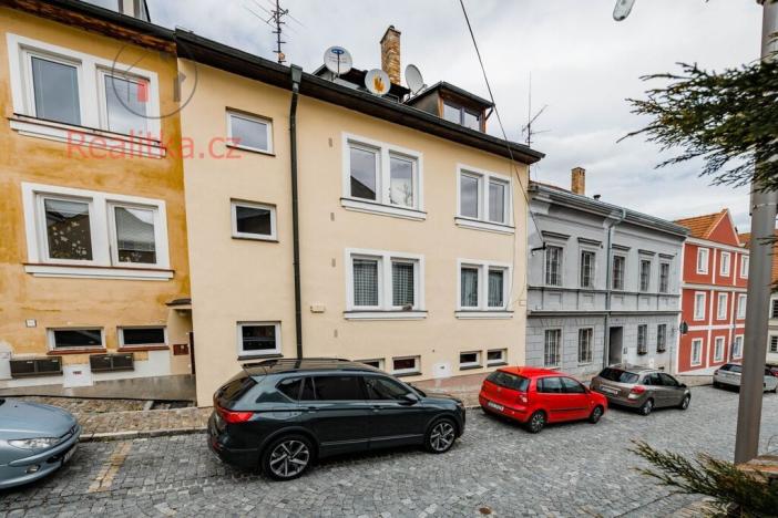 Prodej bytu 3+1, Český Krumlov - Plešivec, 96 m2