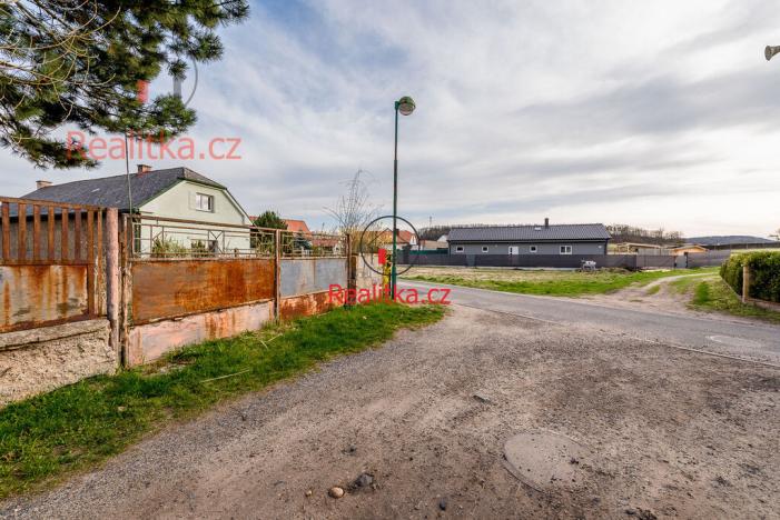 Prodej pozemku pro bydlení, Bechlín, 1430 m2