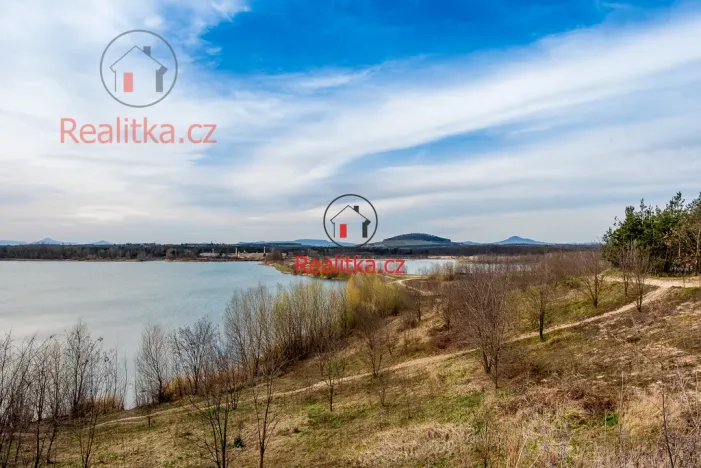 Prodej pozemku pro bydlení, Bechlín, 1430 m2