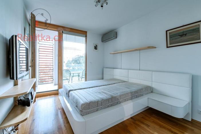 Prodej bytu 2+kk, Praha - Žižkov, Havlíčkovo náměstí, 60 m2