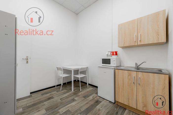 Prodej obchodního prostoru, Praha - Háje, Opatovská, 173 m2