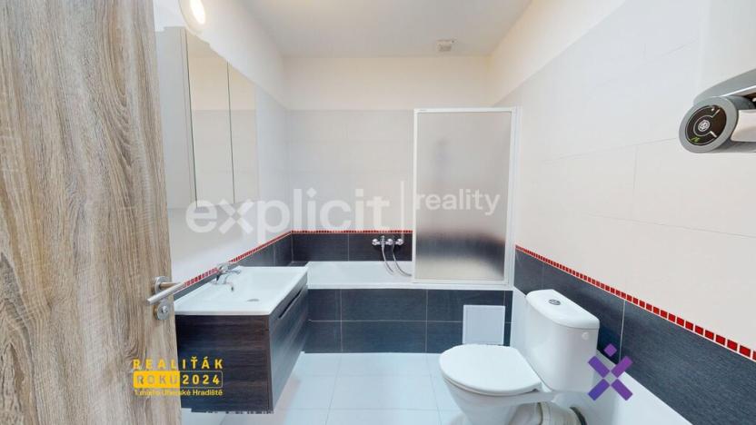 Pronájem bytu 2+kk, Strání - Květná, U sklárny, 66 m2