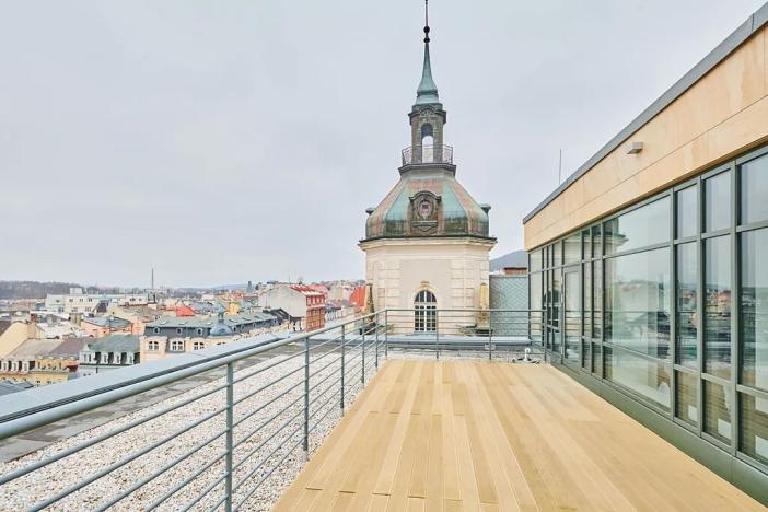 Pronájem kanceláře, Karlovy Vary, Moskevská, 500 m2