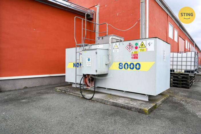 Prodej kanceláře, Třebětice, 1982 m2