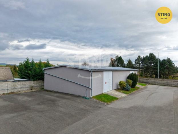 Prodej kanceláře, Třebětice, 1982 m2