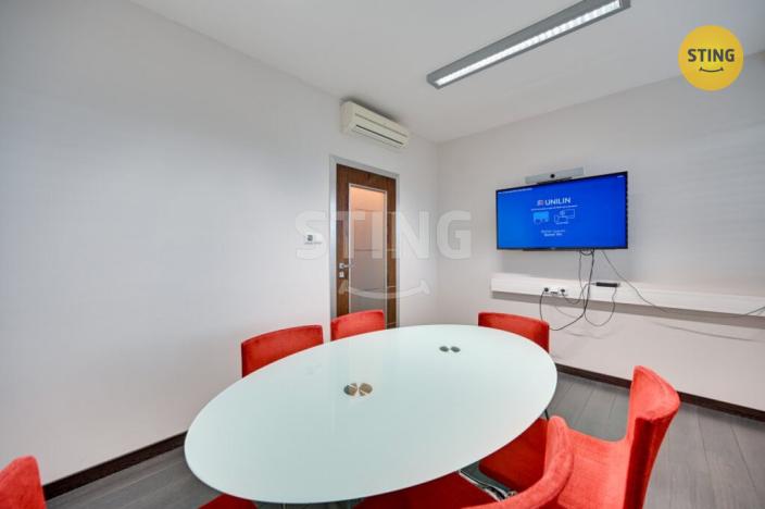 Prodej kanceláře, Třebětice, 1982 m2