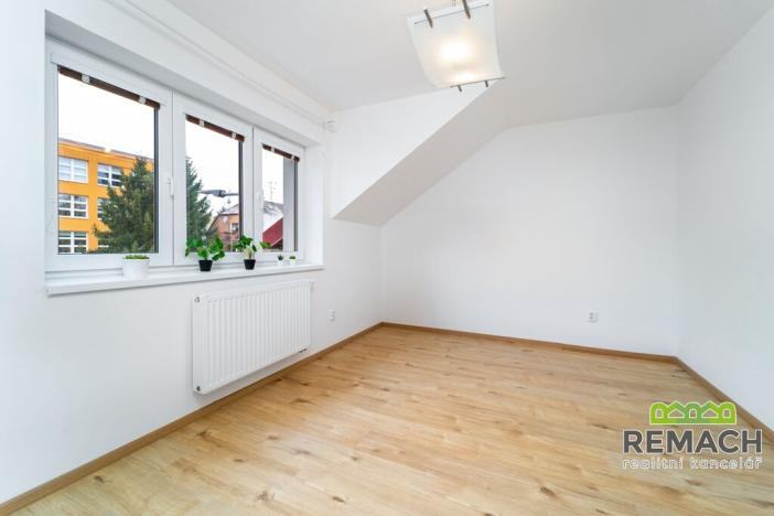 Pronájem bytu 3+kk, Staré Město, Salašská, 110 m2