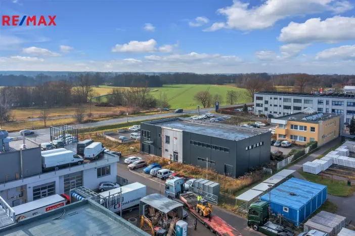 Prodej obchodního prostoru, Hradec Králové - Slezské Předměstí, Bratří Štefanů, 876 m2