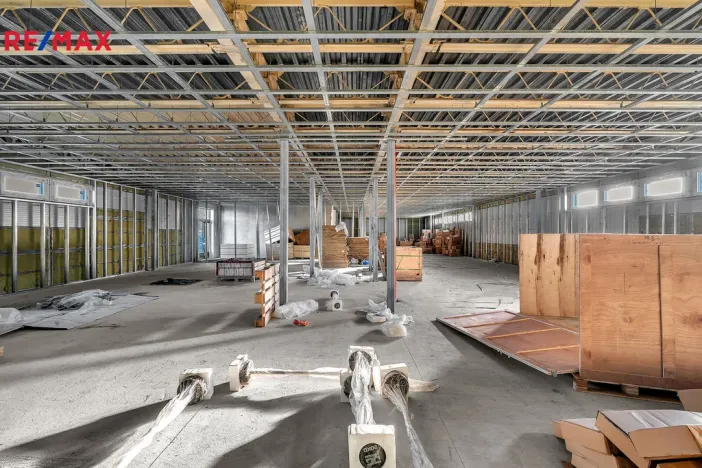 Prodej obchodního prostoru, Hradec Králové - Slezské Předměstí, Bratří Štefanů, 876 m2