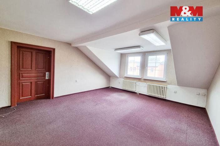 Pronájem kanceláře, Karlovy Vary - Rybáře, Sokolovská, 22 m2