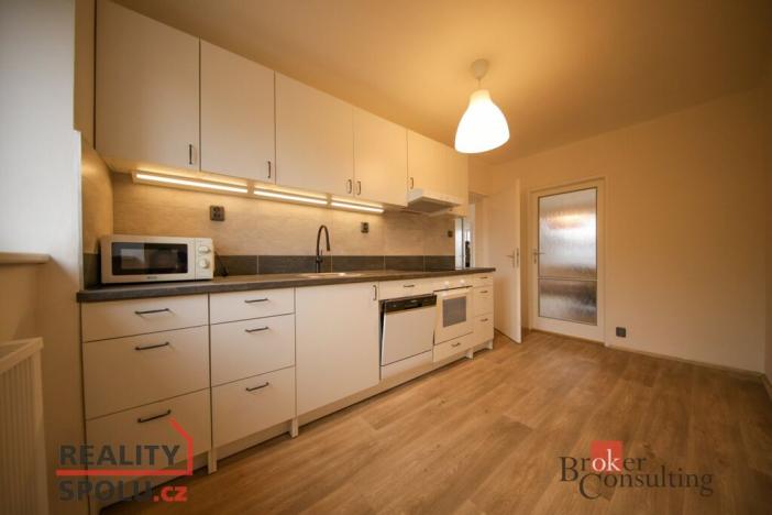 Pronájem bytu 2+1, Liberec - Liberec XI-Růžodol I, Uhlířská, 56 m2