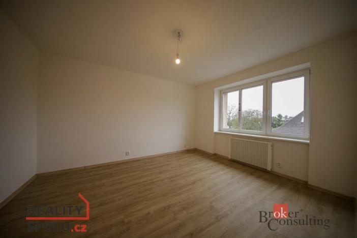 Pronájem bytu 2+1, Liberec - Liberec XI-Růžodol I, Uhlířská, 56 m2