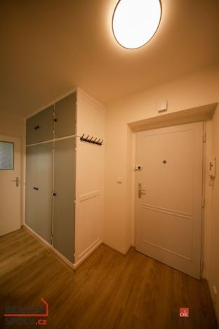Pronájem bytu 2+1, Liberec - Liberec XI-Růžodol I, Uhlířská, 56 m2
