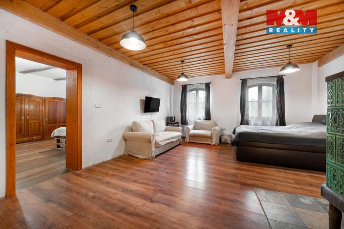 Prodej chalupy, Polička - Lezník, 260 m2