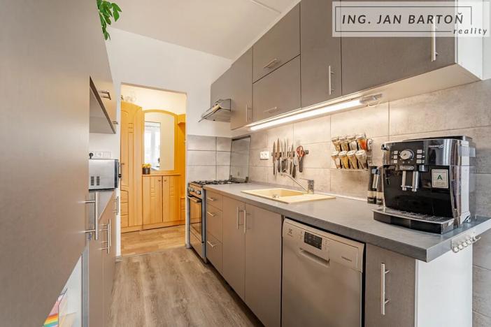 Pronájem bytu 2+1, Jihlava, Vančurova, 58 m2