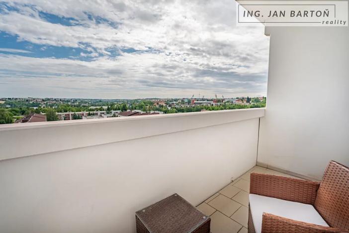 Pronájem bytu 2+1, Jihlava, Vančurova, 58 m2