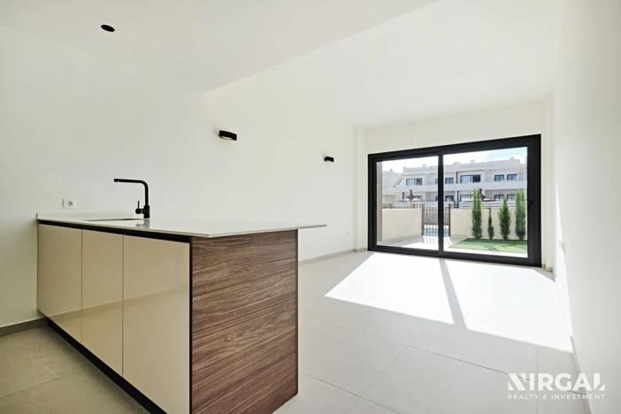 Prodej bytu 2+kk, Torrevieja, Španělsko, 67 m2