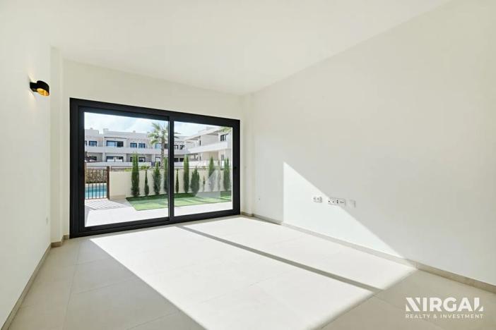 Prodej bytu 2+kk, Torrevieja, Španělsko, 67 m2