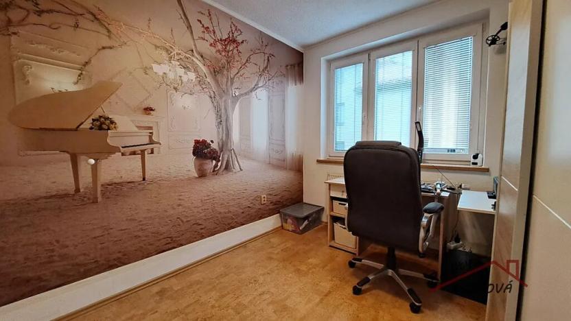 Prodej bytu 4+1, Jenštejn, Radonická, 70 m2