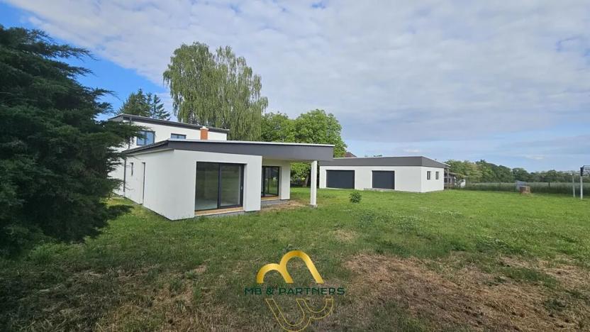 Prodej rodinného domu, Doubravička, 195 m2