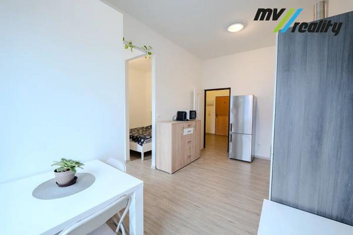 Prodej bytu 1+1, Milovice, Topolová, 44 m2