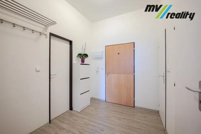 Prodej bytu 1+1, Milovice, Topolová, 44 m2