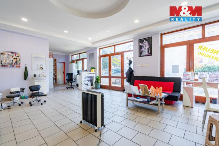 Prodej rodinného domu, České Velenice, třída Čsl. legií, 199 m2