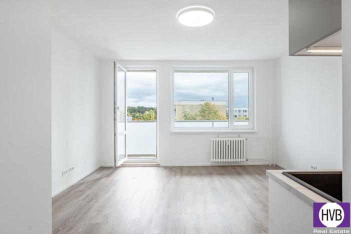 Prodej bytu 3+1, Praha, Urbánkova, 80 m2